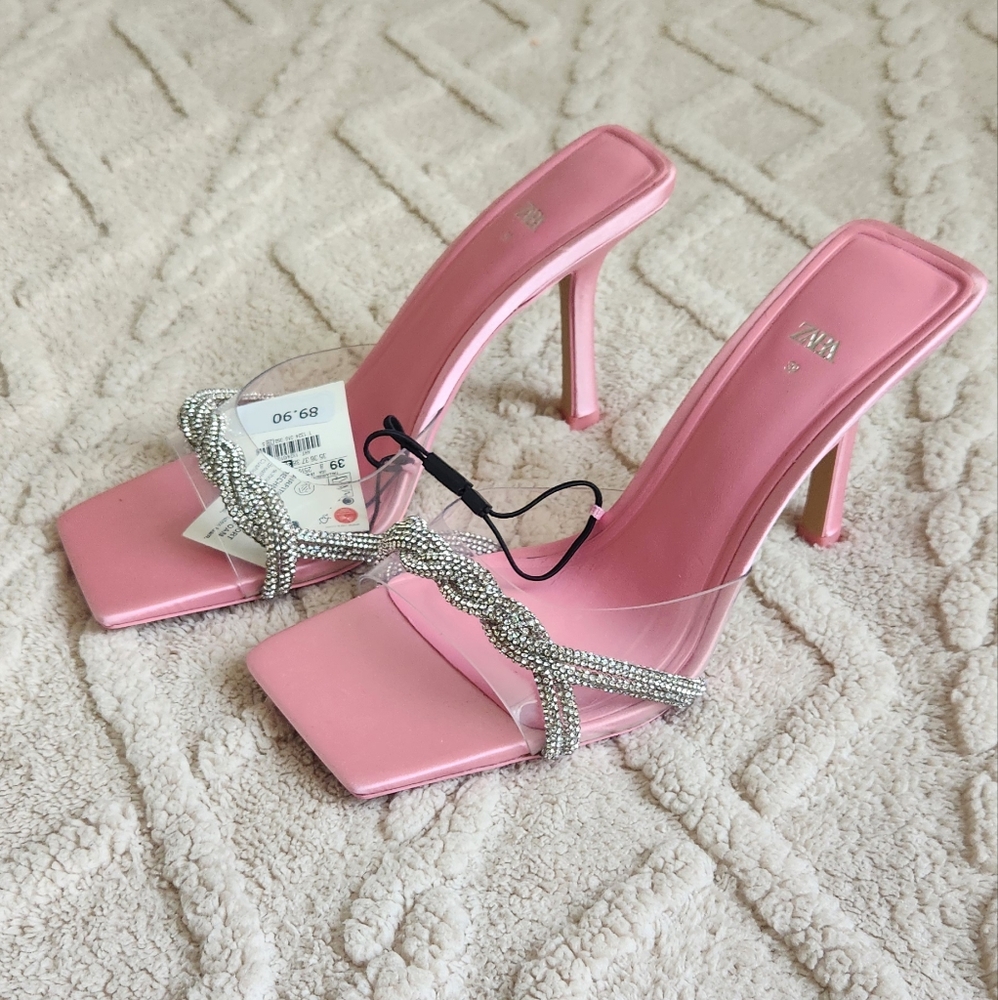 RHINESTONE VINYL HIGH HEEL Sandals. NWT. SIZE 8